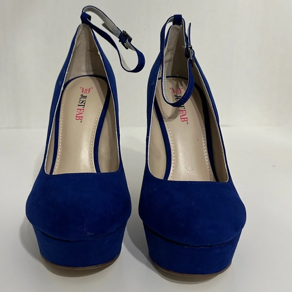 NIB JustFab Raye Cobalt Blue Rhinestone Wedge Heels Y2K Size 8.5